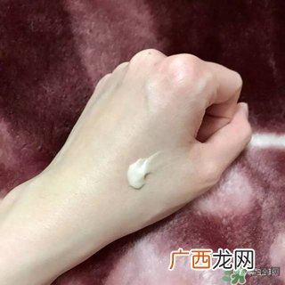 涂抹式面膜好还是贴片好 贴片面膜和涂抹面膜哪个好