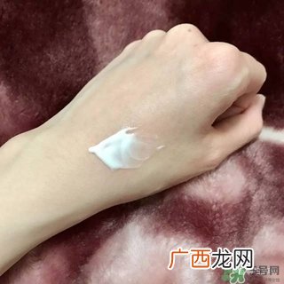涂抹式面膜好还是贴片好 贴片面膜和涂抹面膜哪个好