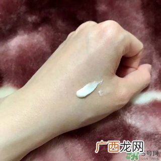 涂抹式面膜好还是贴片好 贴片面膜和涂抹面膜哪个好