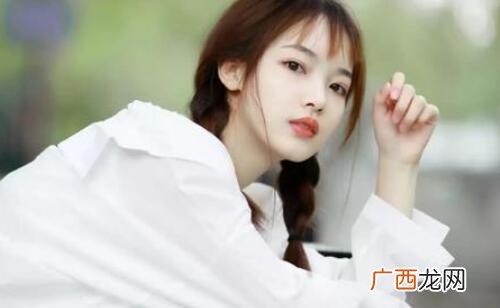 惹女朋友生气检讨书1000字，哄她不再生你的气