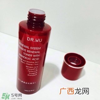 dr.wu杏仁酸亮白化妆水怎么用？dr.wu杏仁酸化妆水使用方法