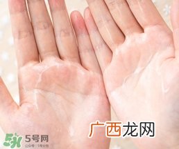 dr.wu杏仁酸亮白化妆水怎么样？dr.wu杏仁酸化妆水功效