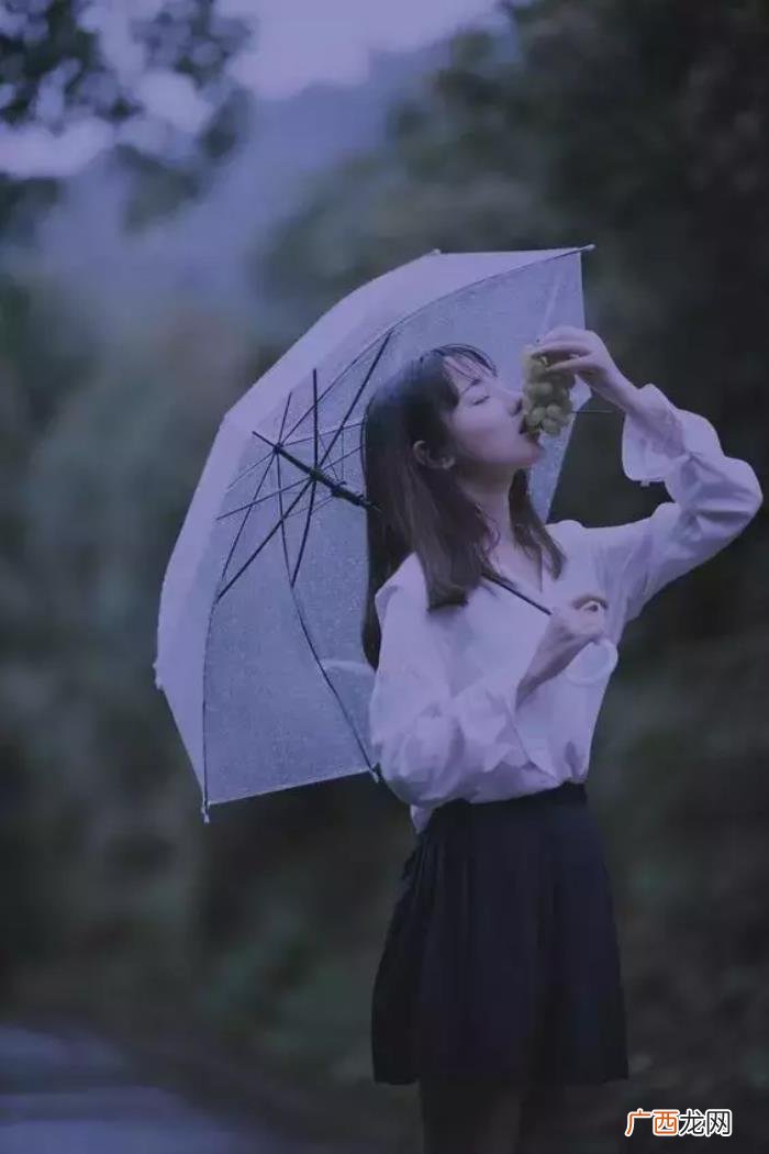 雨天也能用手机拍出唯美照 雨天图片唯美