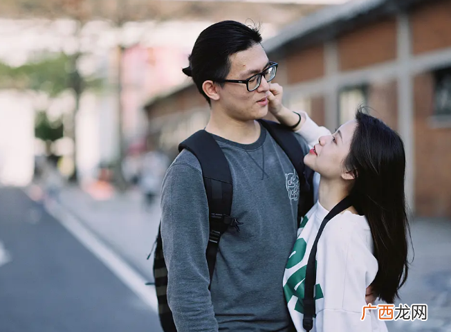 远程查看别人微信聊天记录，简单详细教程
