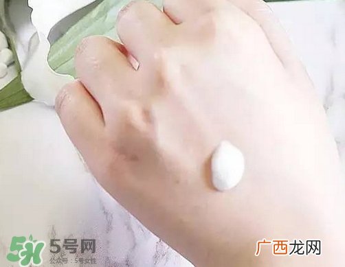 珀莱雅靓白芯肌星光瓶怎么样_好用吗
