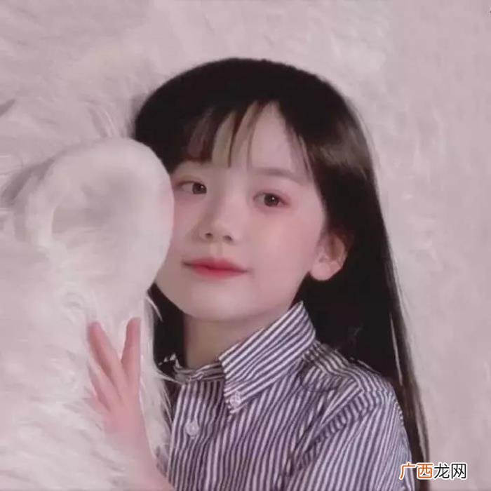 李姓女孩名，李姓女孩漂亮有涵养的名字宛如美玉-可爱点