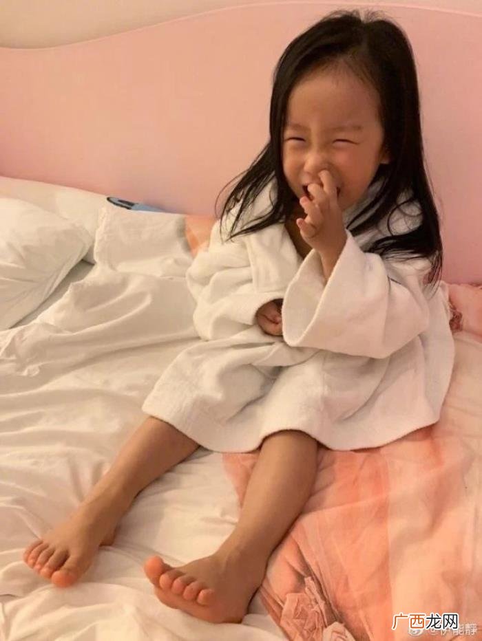 李治廷女友，李治廷正牌女友如此优秀为什么被吐槽