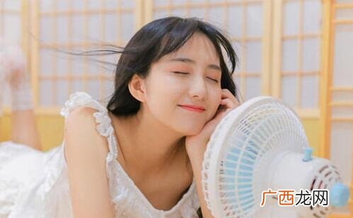 女朋友一吵架就说分手，感觉很累应该怎么办？