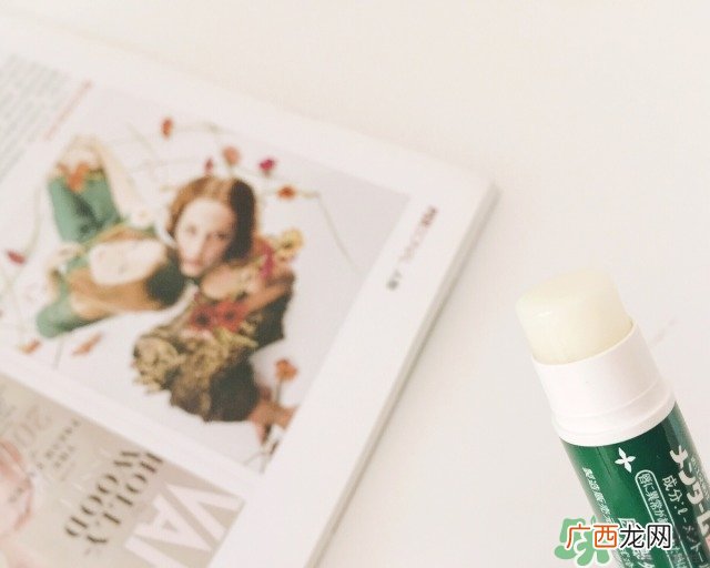 OMI近江兄弟薄荷润唇膏多少钱？近江兄弟唇膏专柜价格