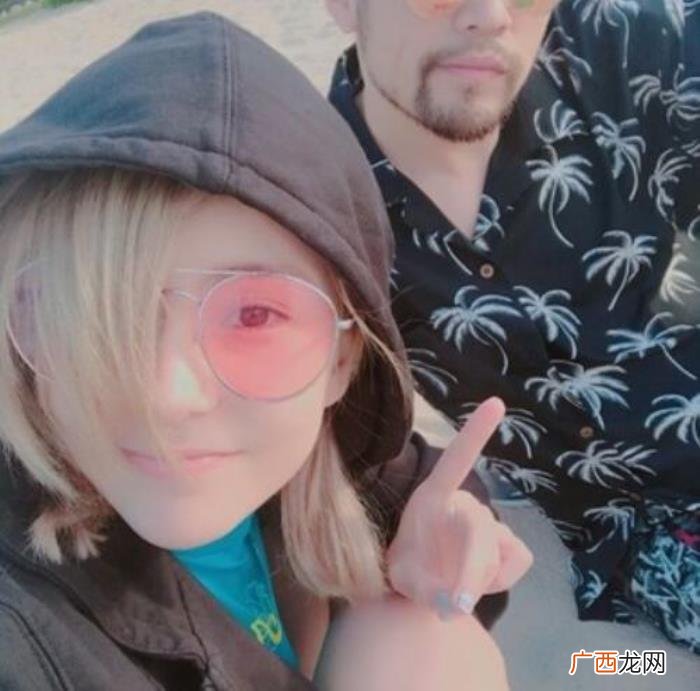 昆凌一米五,昆凌模特身材大长腿却被杰伦拍成一米五