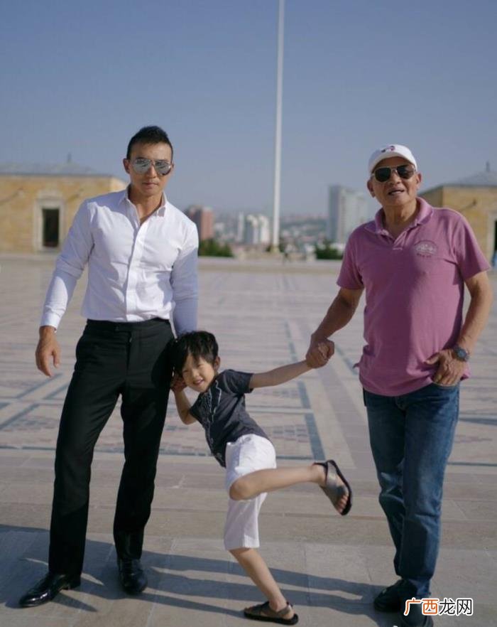 黄晓明张杰,黄晓明、吴尊、张杰都过上了父亲节