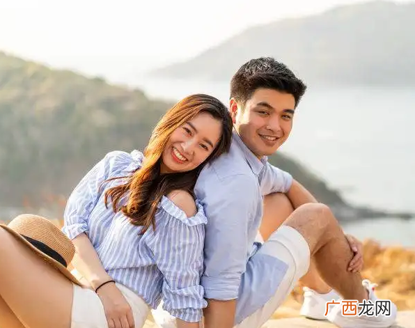 怎么实时查看对方的微信聊天记录，隔空查看别人微信聊天记录