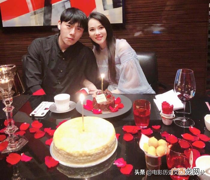 明星们为何还是对姐弟恋情有独钟 姐弟恋是为了钱吗