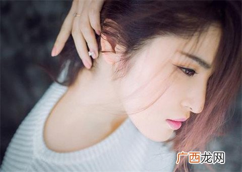 女人为什么那么感性？看完这两点你就明白明白了