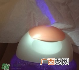 femfresh洗液有荧光剂吗？femfresh芳芯洗液荧光剂