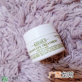 用眼霜会长脂肪粒吗,眼霜用多了起脂肪粒吗