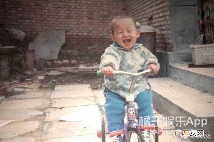 鞠婧祎小品，谢娜鞠婧祎合作方言小品