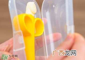 mathos loreley硅胶香蕉型黄色牙胶怎么样_好用吗
