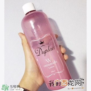 朵莱尔化妆水粉色和蓝色哪个好？朵莱尔粉水蓝水区别