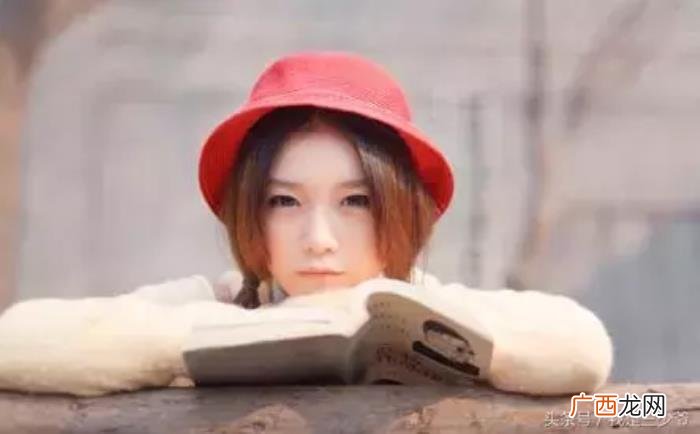 本兮的声音，曾经在某个时刻被这甜腻腻的声音打动过--祭本兮