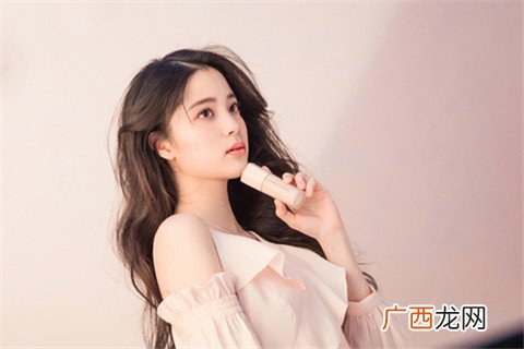 情侣之间突然没话说了怎么办？没话说不代表没感情！