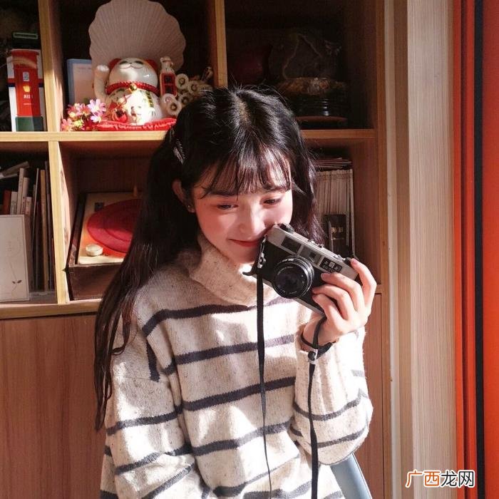 情话套路撩女生，50句超甜超火的情话套路