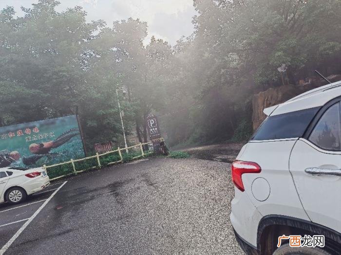 男方父母啥也不管的男孩子能嫁吗 男朋友太听父母的话能要吗