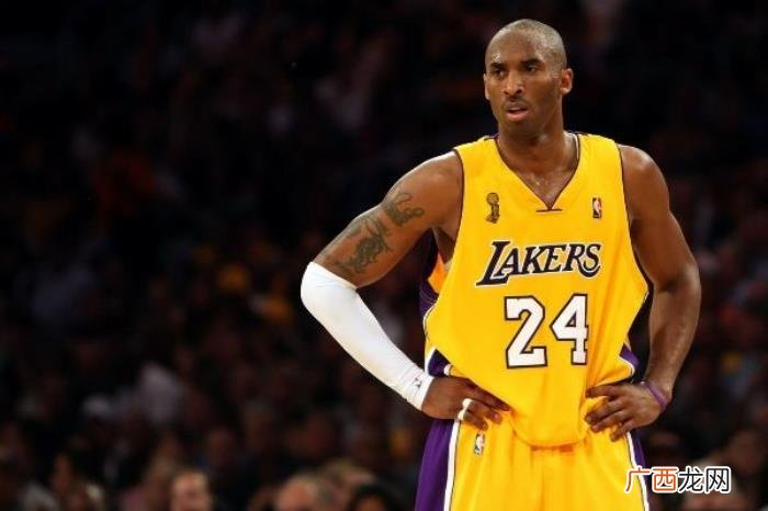 科比蔡徐坤，如果NBA形象大使蔡徐坤跟科比比拼球技