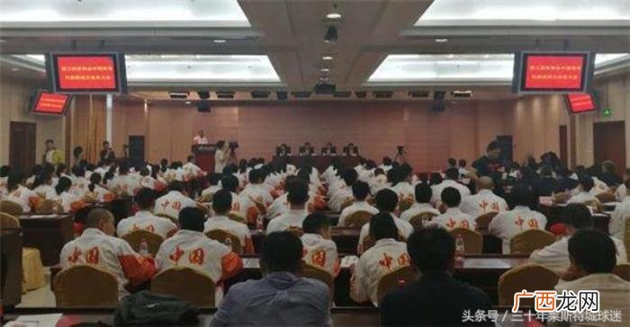 孙颖莎身高，国乒1米62小魔王受重用上台讲话