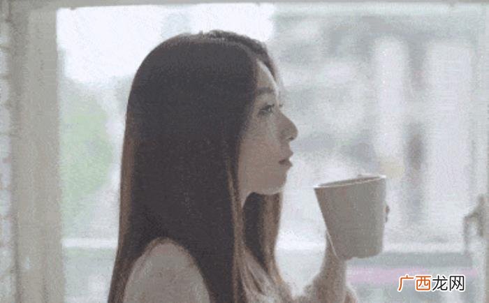 嘴唇干燥起皮怎么办 嘴巴干燥起皮怎么办