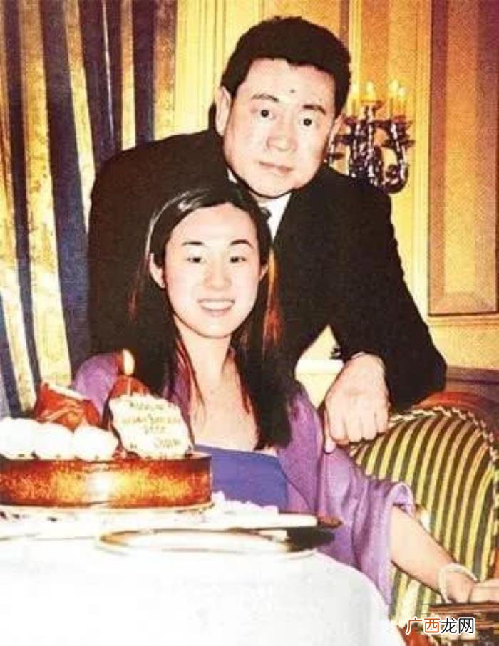 甘比刘銮雄，刘銮雄为什么选择了灰头土脸的甘比