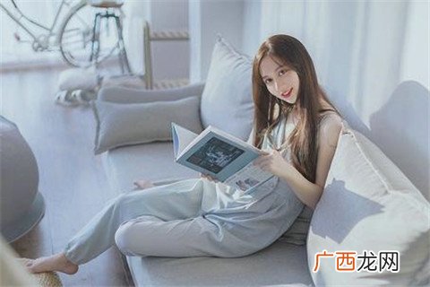 你认为异地恋考验的是男生还是女生？