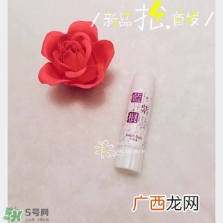 蓝紫根去法令纹有用吗？蓝紫根法令纹棒可以去法令纹吗？