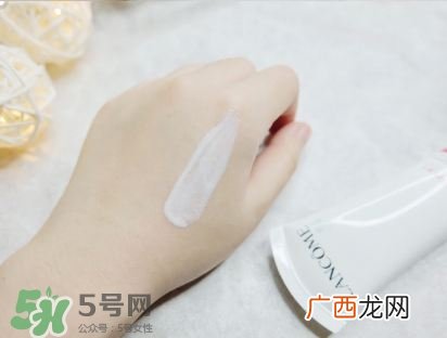 兰蔻小白管好用吗?兰蔻小白管防晒怎么样?