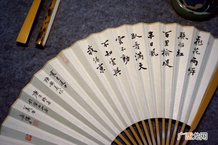 惊艳的古风句子和诗 晒三口之家唯美的句子