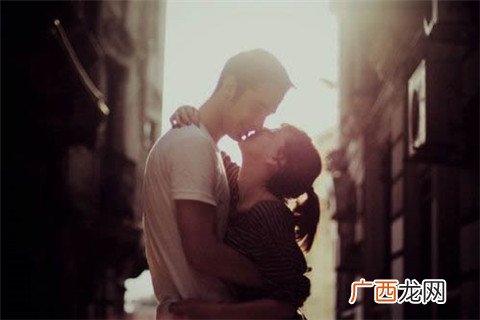 和异地女朋友没话题聊了怎么办？女生最希望和男生聊这5个话题！
