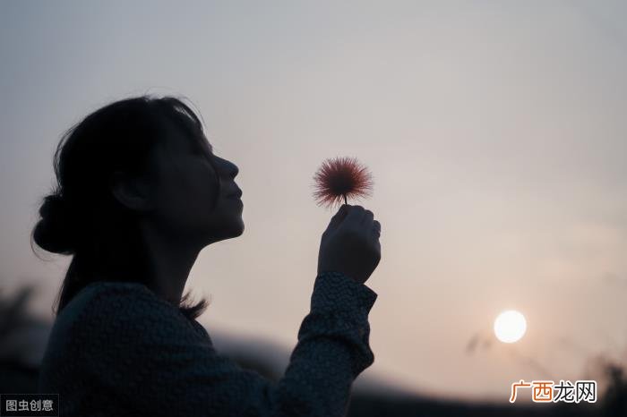 祝自己生日快乐的句子 生日祝福语简短独特