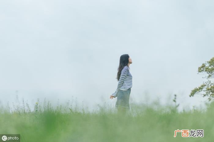 祝自己生日快乐的句子 生日祝福语简短独特