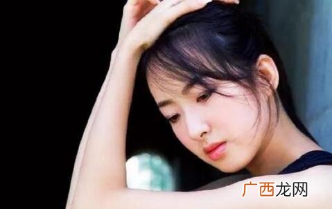 女朋友爱你的表现，这些小细节就是她爱你的证明