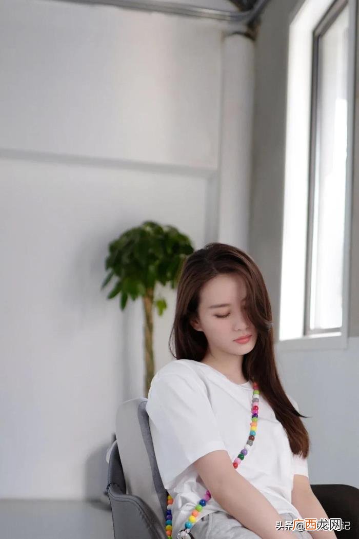 刘诗诗日常,多日不见的刘诗诗罕见出来营业晒日常照