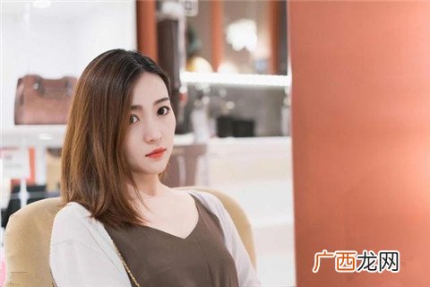怎么安慰心情不好的女生？这样安慰可以获取好感！