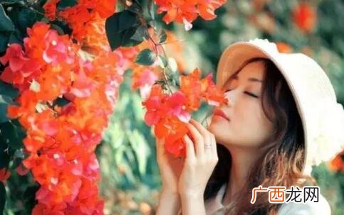 第一次送花给女生送什么花好？送心仪的女生