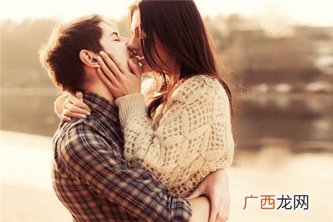 情侣最舒服的相处方式!是不是越亲密越好?
