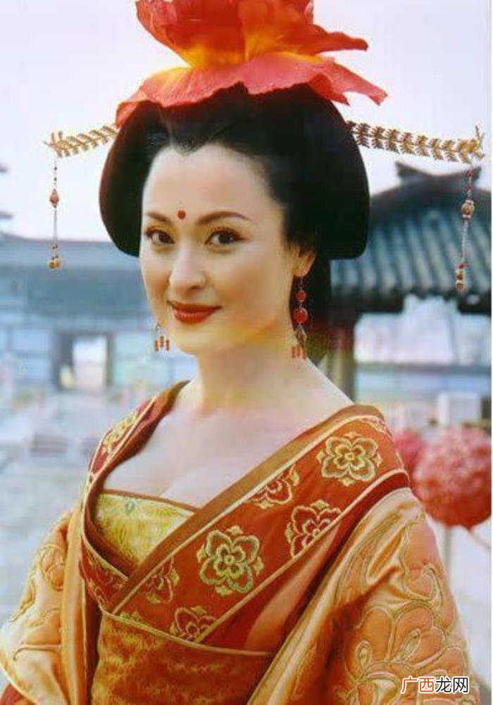 殷桃杨贵妃，范冰冰殷桃藤原纪香领衔十版杨贵妃