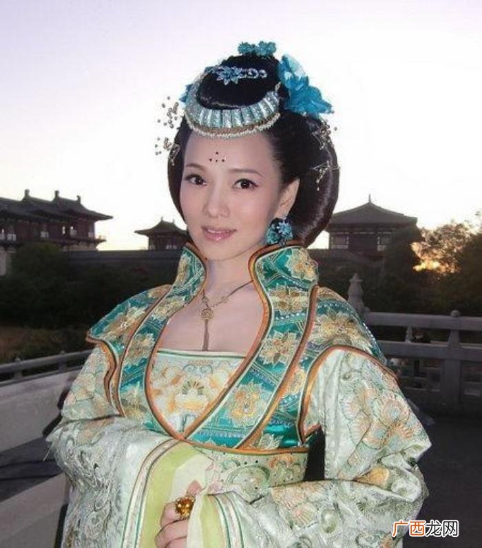 殷桃杨贵妃，范冰冰殷桃藤原纪香领衔十版杨贵妃