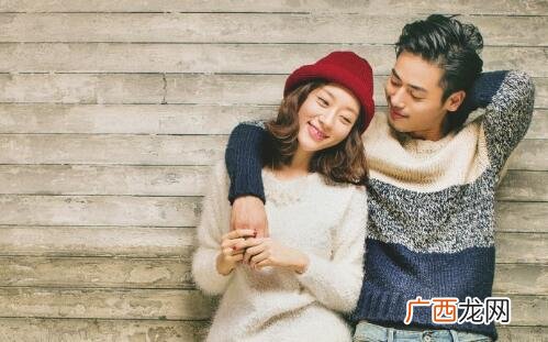 女朋友背着男朋友去相亲，要不要分手？