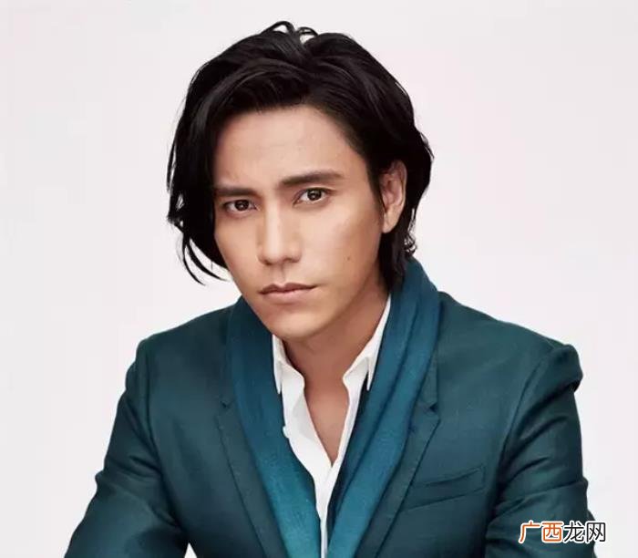 杨洋的眉形，杨洋张一山告诉你一款好的眉形能改变一个...