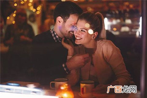 求婚的方式有哪些？分享4种浪漫有创意的求婚方式！