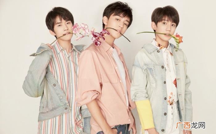 王俊凯蓝笔，TFBOYS六周年演唱会王俊凯被激光笔照射