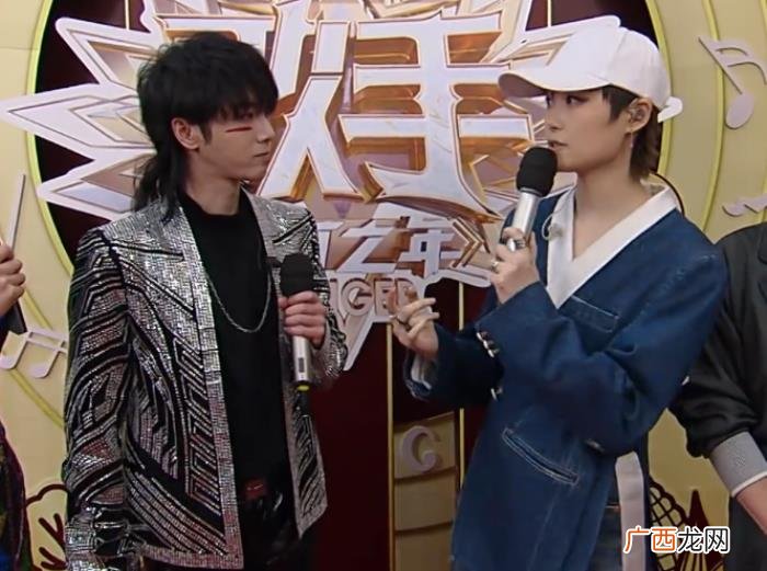 夺冠李宇春，李宇春带超女时的发泥助华晨宇夺冠